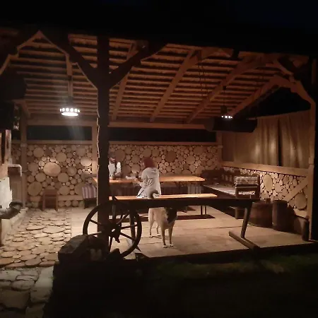 Pajisti Verzi / Meadows