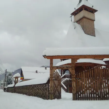 Pajisti Verzi / Meadows Farm stay Viseu de Sus